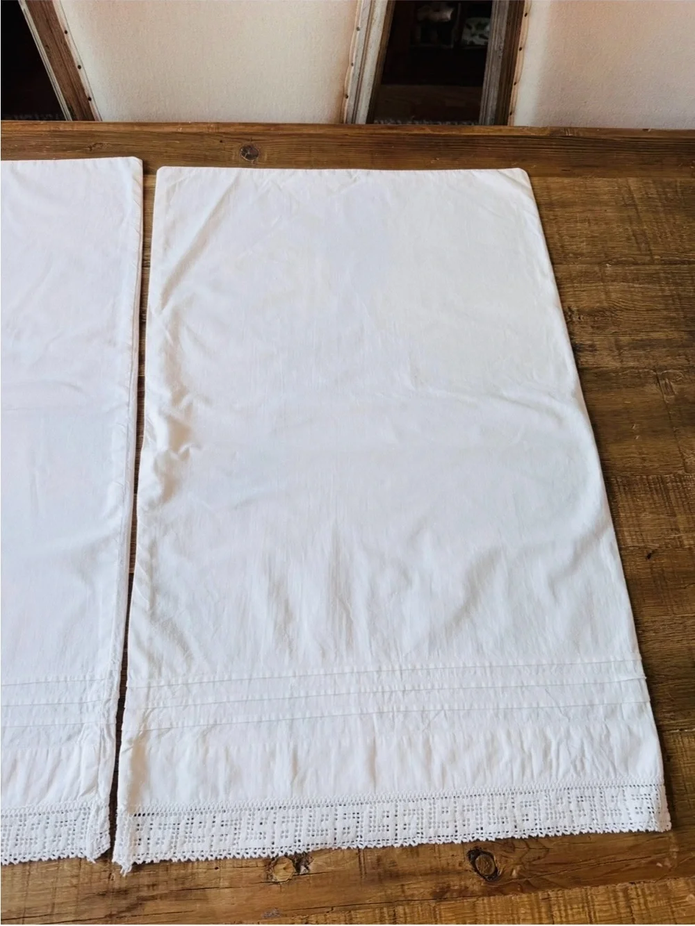 Set (2) Vintage White Pleated Cotton  Pillowcases w/ Crochet Trim. Standard